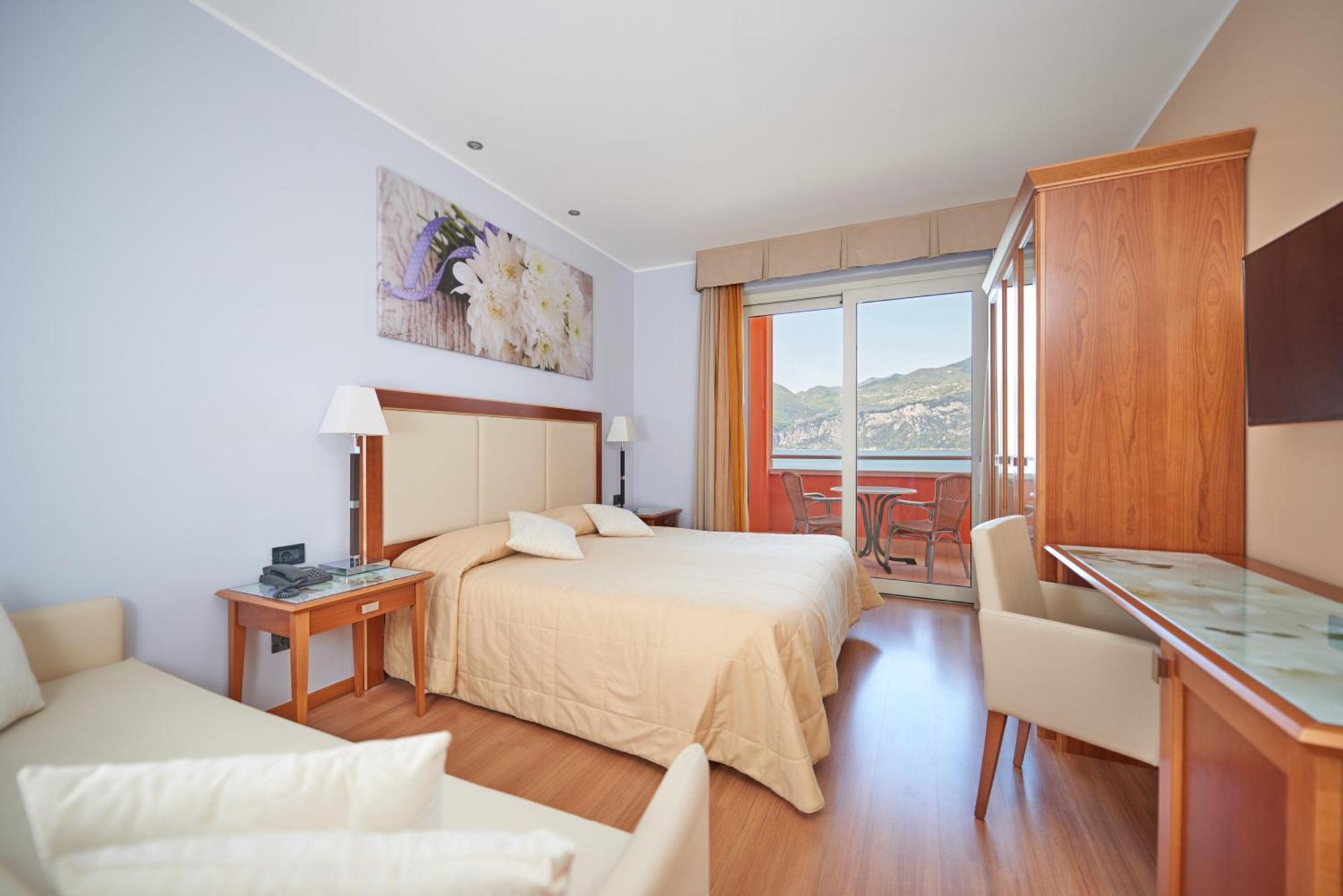 Belfiore Park Hotel 4Stars Superior "Adults Only" Brenzone sul Garda Rom bilde